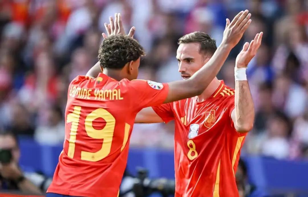 开云体育下载-关于西班牙客场大胜乌克兰，晋级前景大增，势不可挡的信息