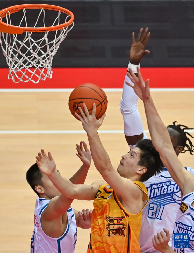 全球篮球交流盛会聚焦，众人瞩目，振奋人心的简单介绍