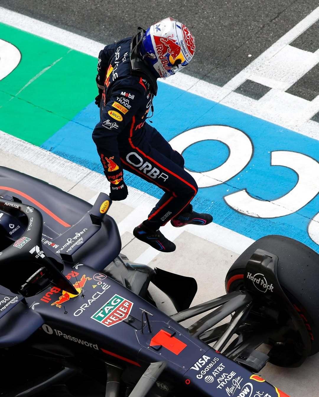 迈凯伦绝杀雷诺车队,维斯塔潘高光表现 迈凯伦绝杀雷诺车队,维斯塔潘高光表现