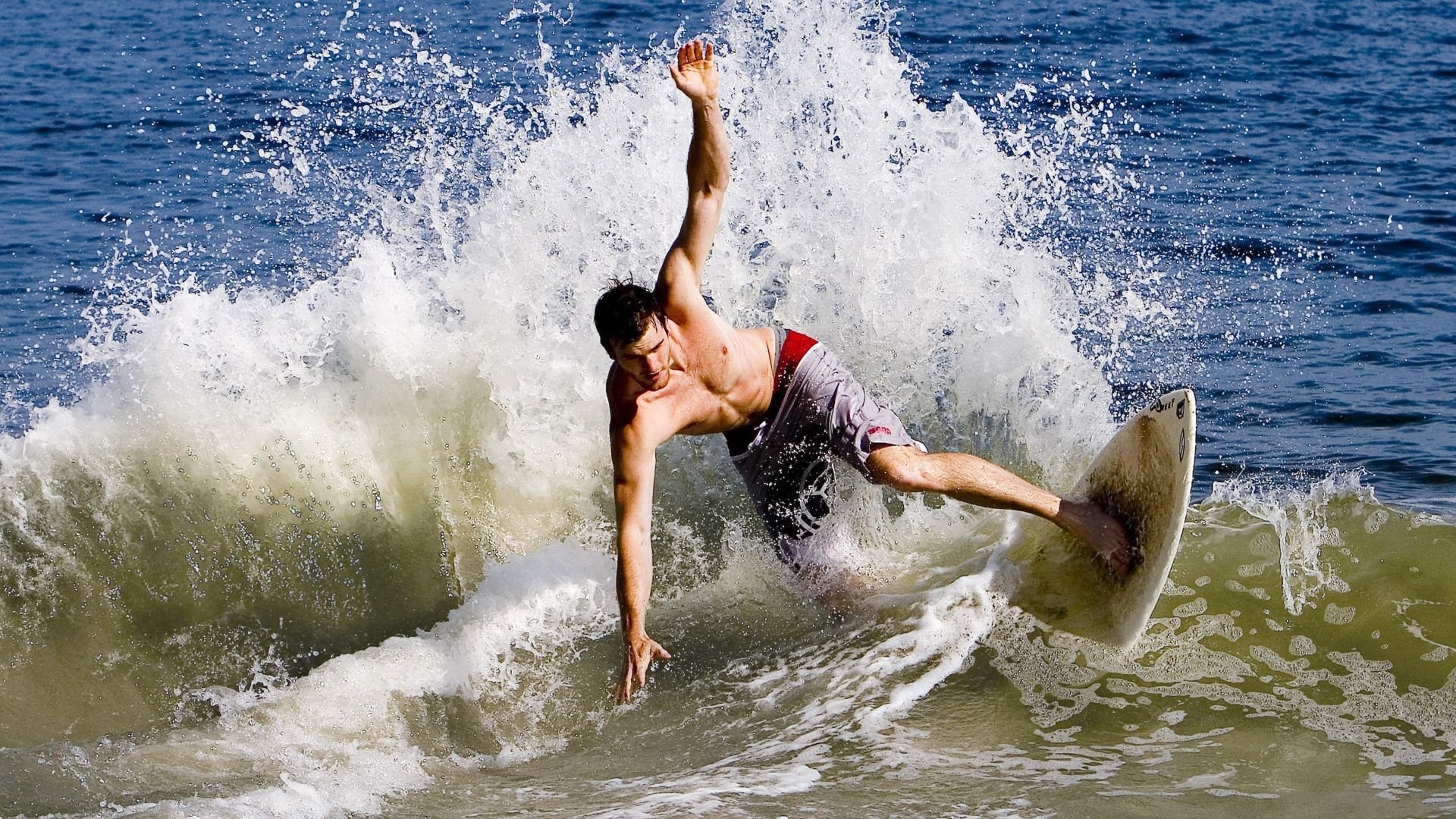 铁闸特奥单节锁死对手！洪都拉斯防守反击一波流击溃马里