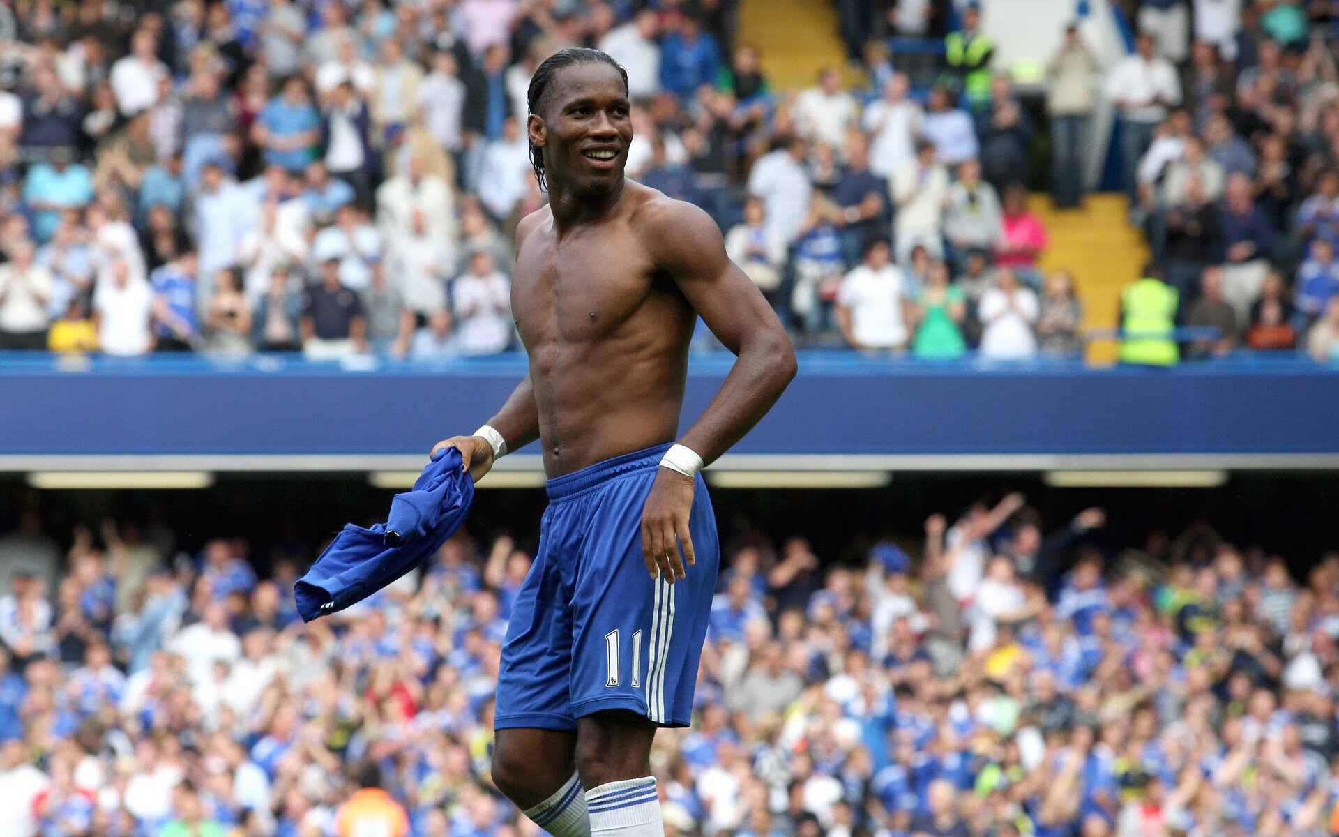 巨塔锁苍鹰！那不勒斯的叹息之墙，金玟哉让豪门锋线集体沉默